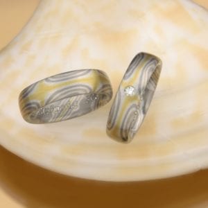 Mokume Gane Ringe Gestülpt mit Brillant 0,03 ct,